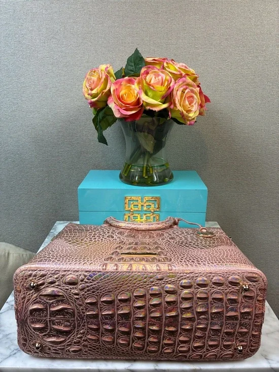 Brahmin Rose Gold Holographic Large Duxbury Bag - NWT & Dustbag 🔥 🔥 🔥 - Picture 10 of 12